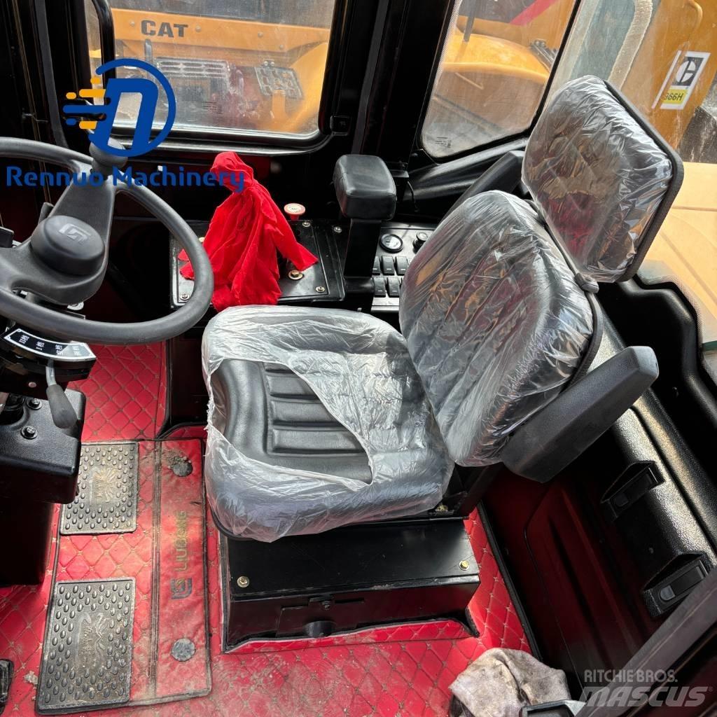 CAT 950 H Фронтальні навантажувачі