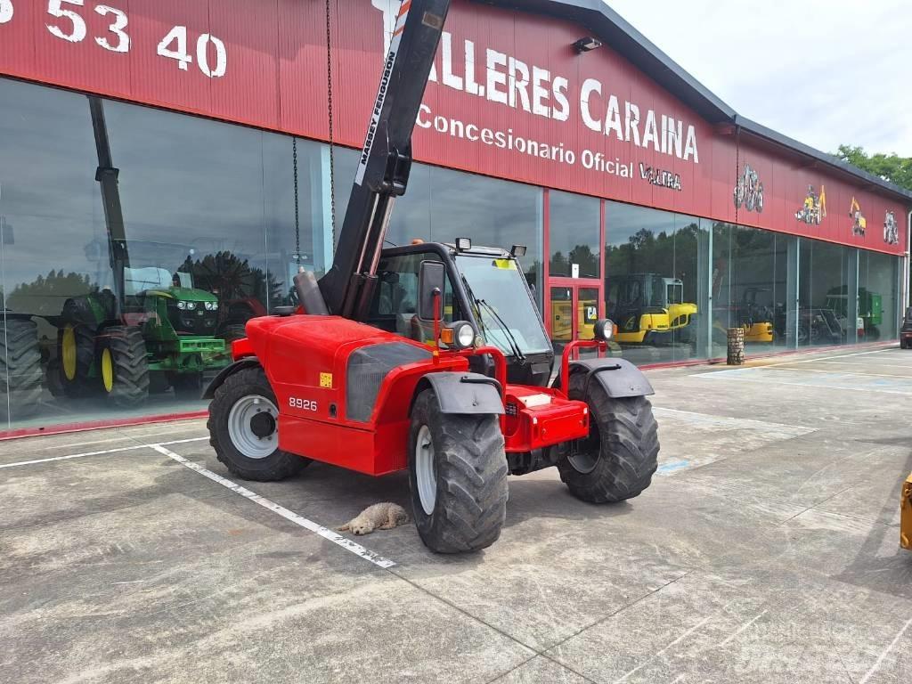 Massey Ferguson 8926 Телескопічний навантажувач