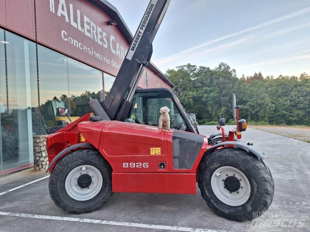 Massey Ferguson 8926 Телескопічний навантажувач