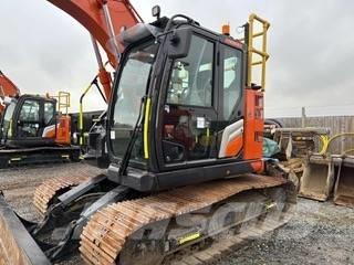 Hitachi zx135uslc-7 Гусеничні екскаватори