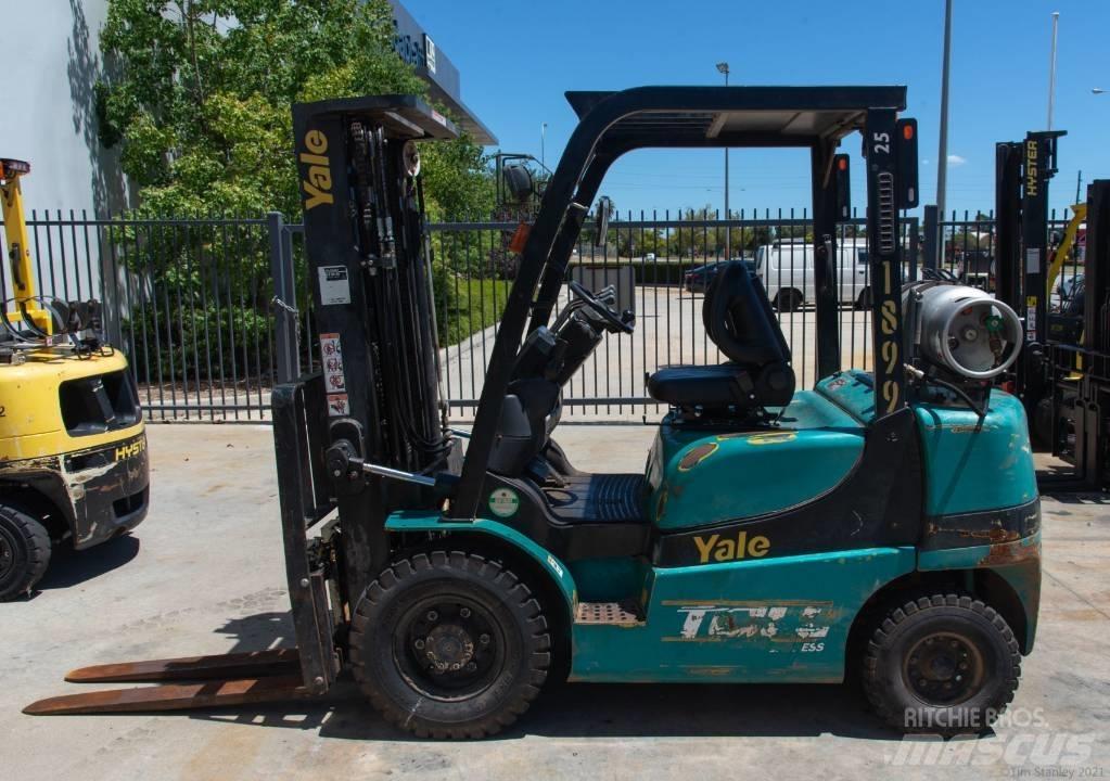 Yale GLP25RK Газові навантажувачі
