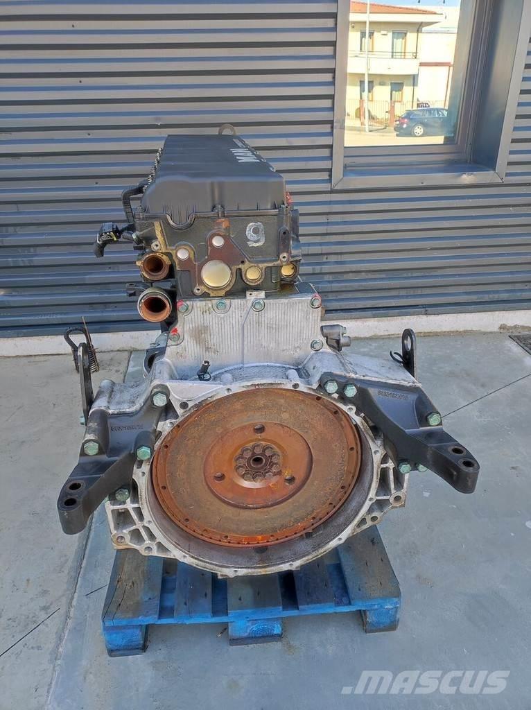 MAN D2676 LF53 Двигуни