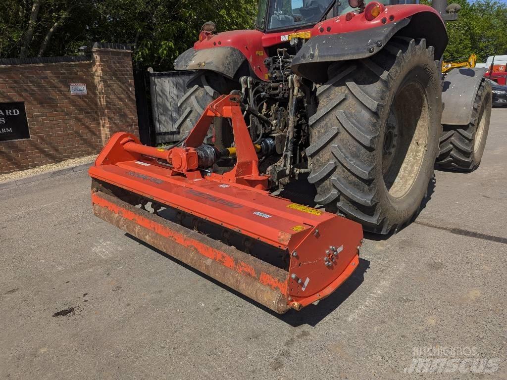 Kubota SE3230 Косилки