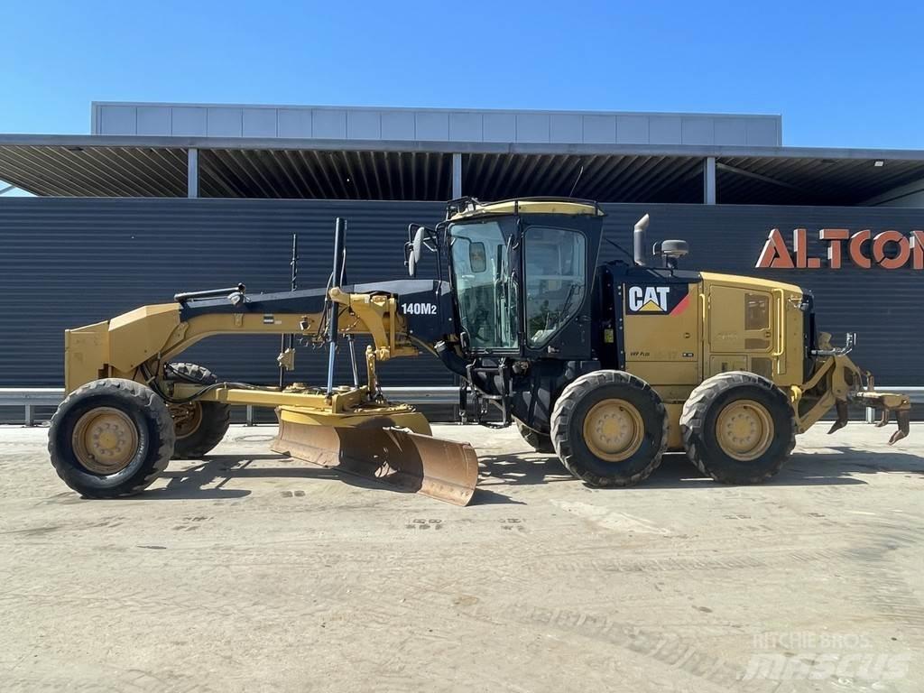 CAT 140 M2 Сортувальне обладнання