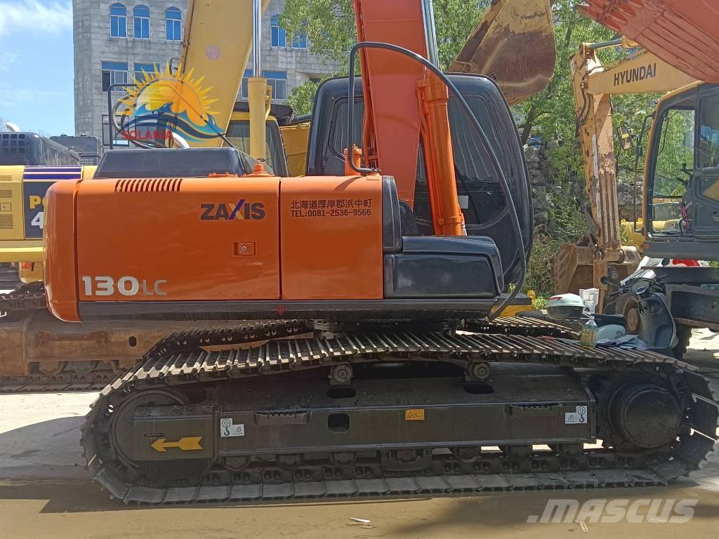 Hitachi ZX 130 Гусеничні екскаватори