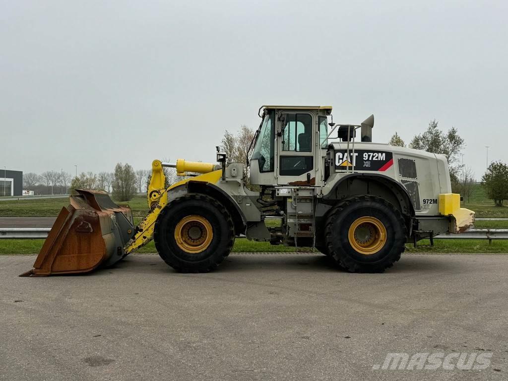 CAT 972M XE Фронтальні навантажувачі