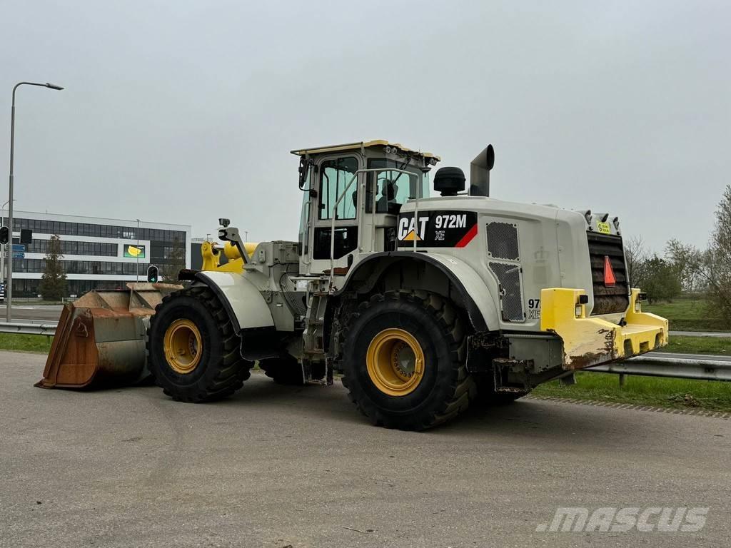 CAT 972M XE Фронтальні навантажувачі
