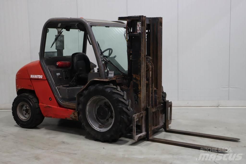 Manitou MH25-4T Дизельні навантажувачі