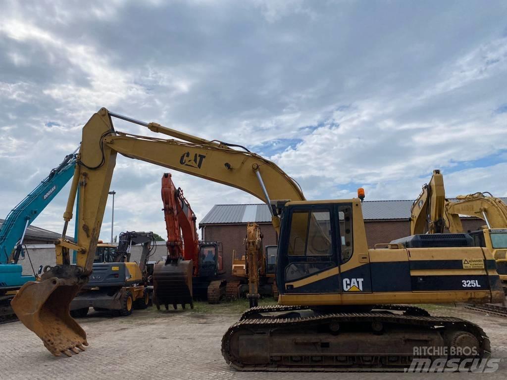 CAT 325 L Гусеничні екскаватори