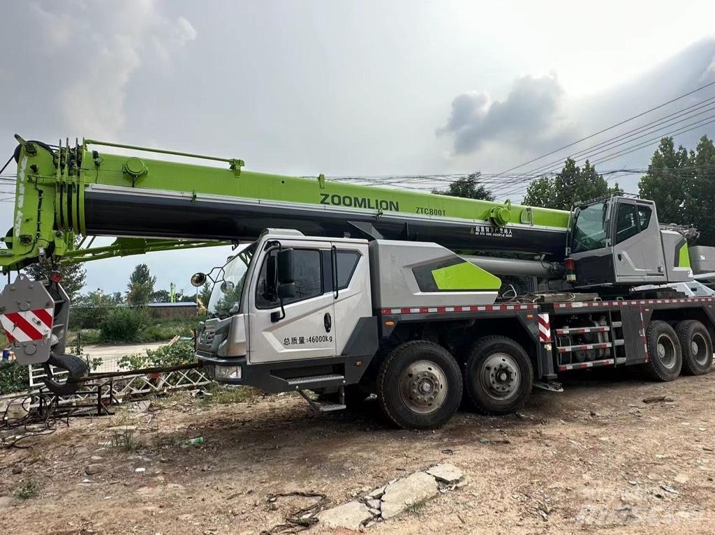 Zoomlion ZTC700 автокрани