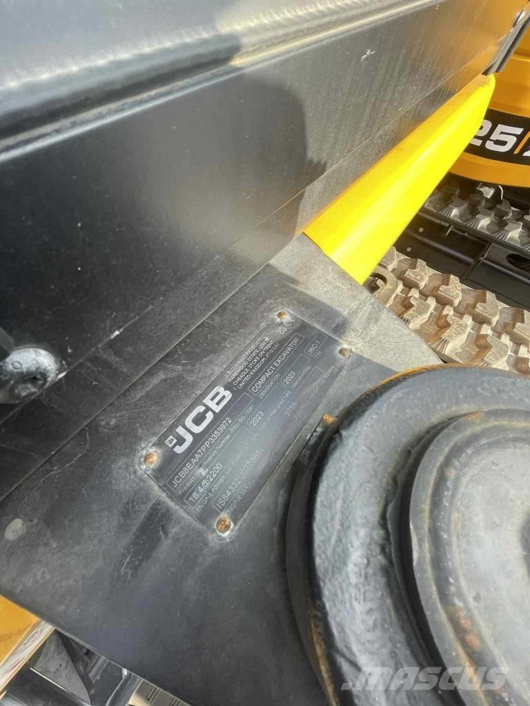 JCB 36 C-1 Міні-екскаватори < 7т