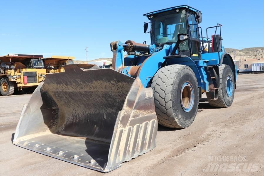 CAT 972 M Фронтальні навантажувачі
