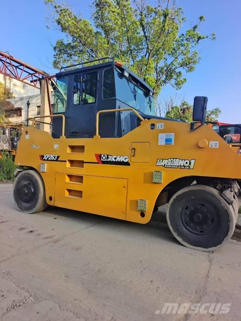 XCMG XP 263 Пневматичні катки