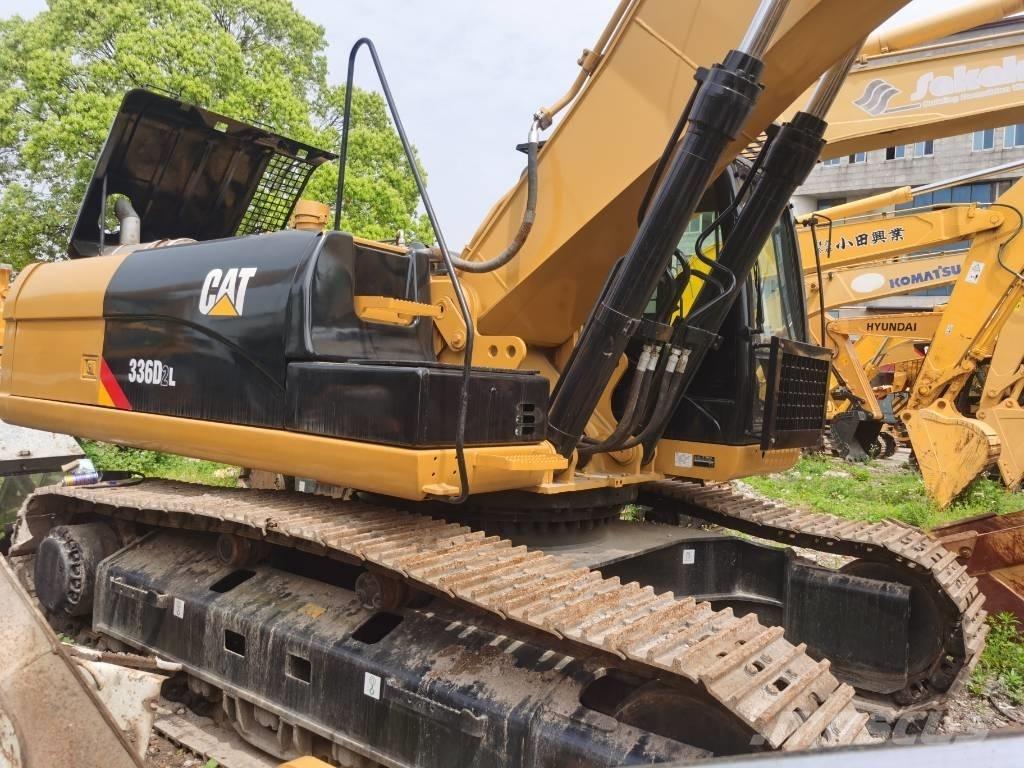 CAT 336 D2L Гусеничні екскаватори