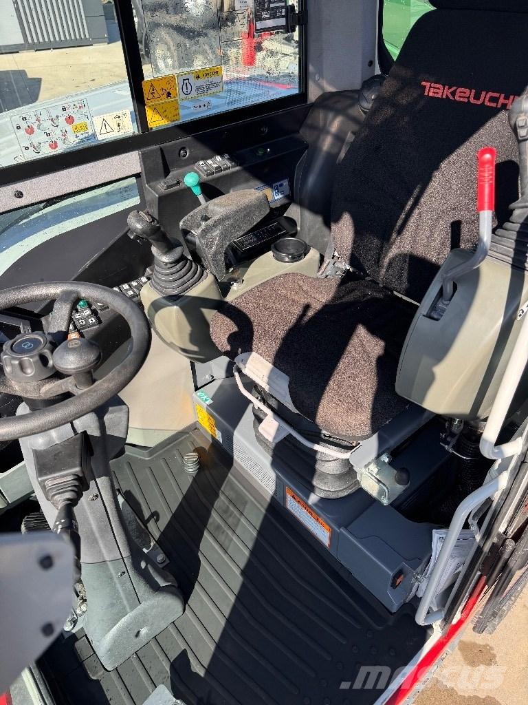 Takeuchi TB 295 W Колісні екскаватори