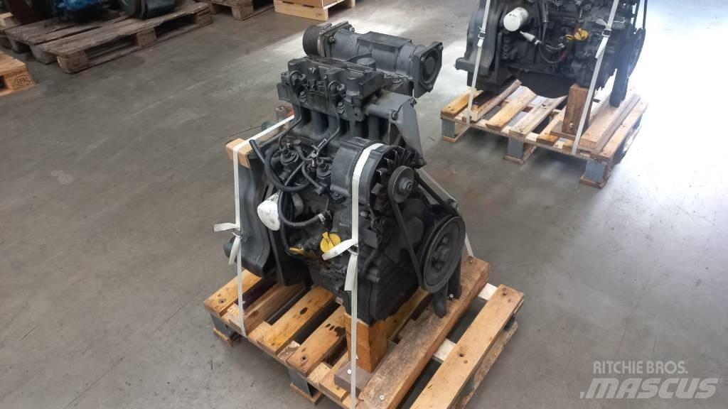 Deutz F2M2011 Двигуни