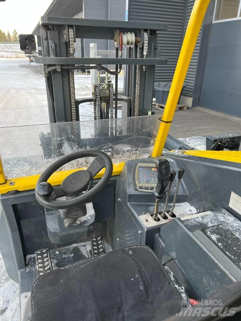 Combilift Combi-RT Дизельні навантажувачі