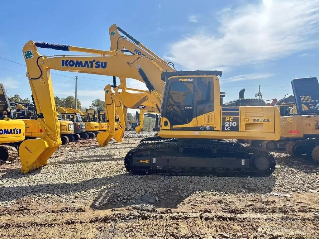 Komatsu PC 210-8 Гусеничні екскаватори