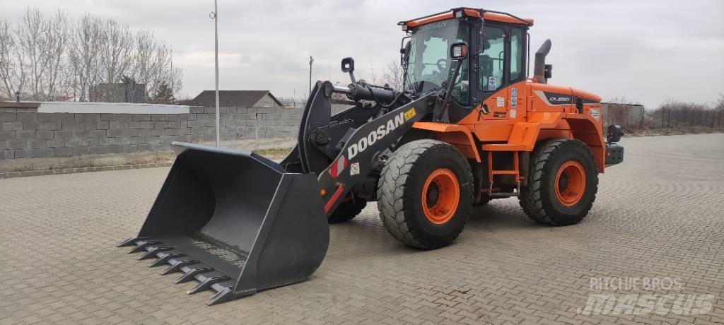 Doosan DL 280-5 Фронтальні навантажувачі