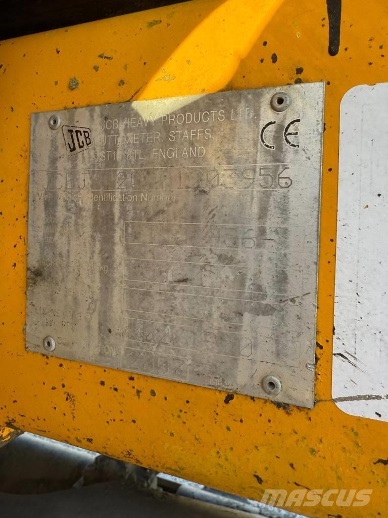 JCB JS 235 Гусеничні екскаватори