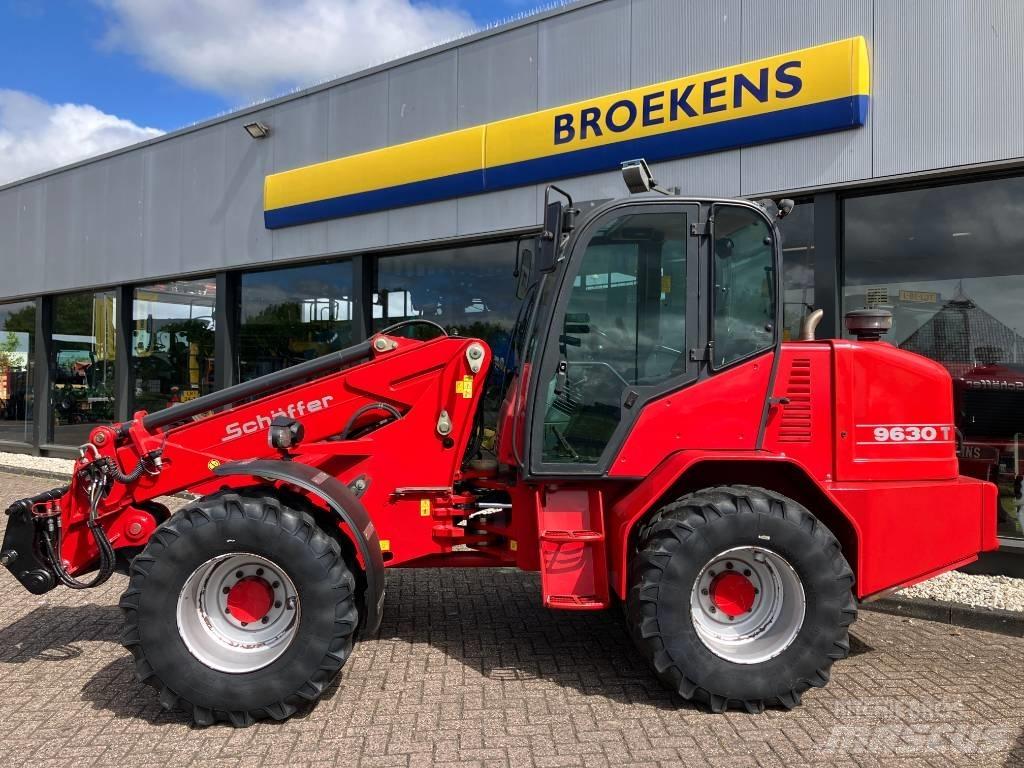 Schäffer 9630T Телескопічний навантажувач