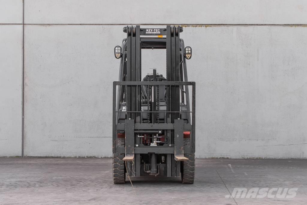 Manitou MI 25 D Дизельні навантажувачі