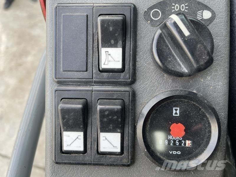 Volvo EW 140 B Колісні екскаватори