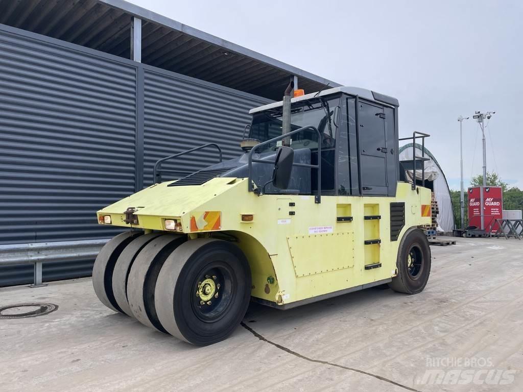Ammann AP 240 Пневматичні катки