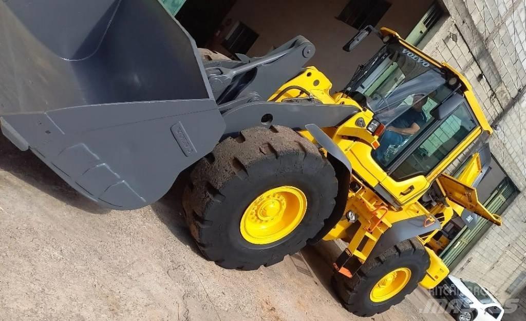 Volvo L 90 F Фронтальні навантажувачі