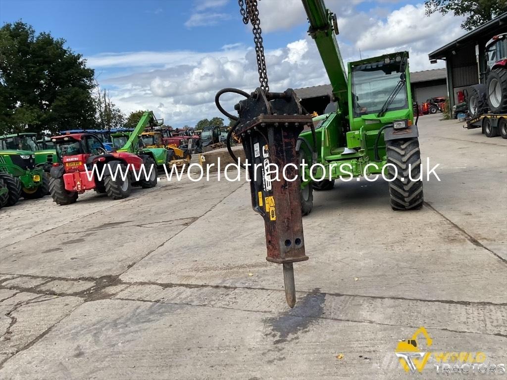JCB HM 033 Плуги