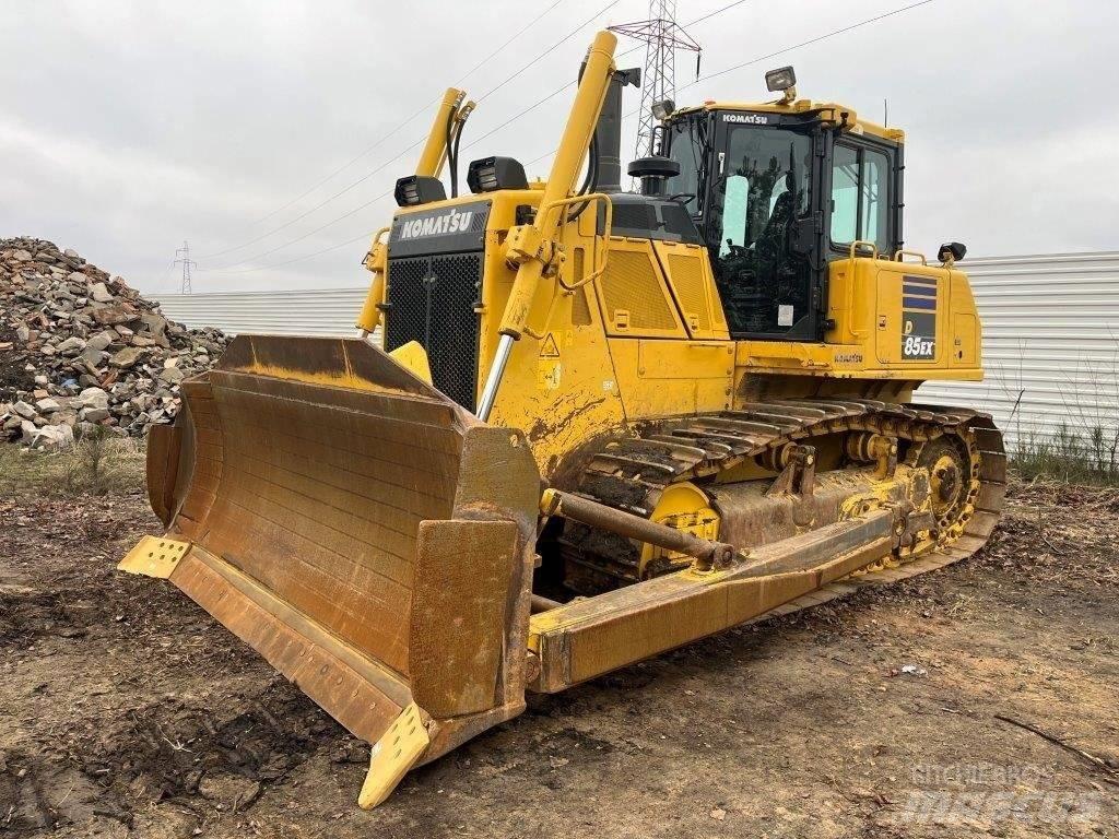 Komatsu D85EX-18 Гусеничні бульдозери