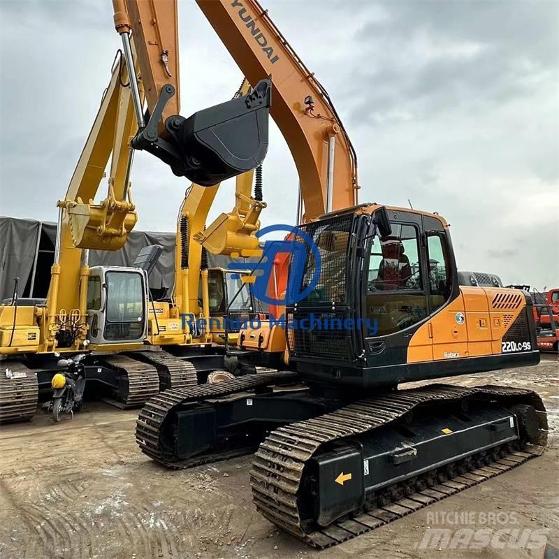 Hyundai R220LC-9S Гусеничні екскаватори