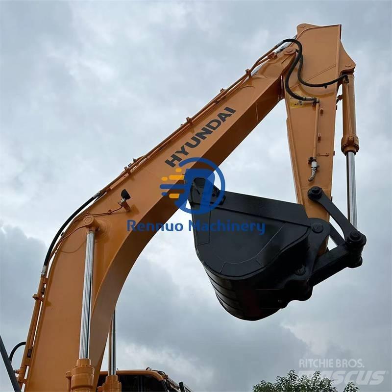Hyundai R220LC-9S Гусеничні екскаватори