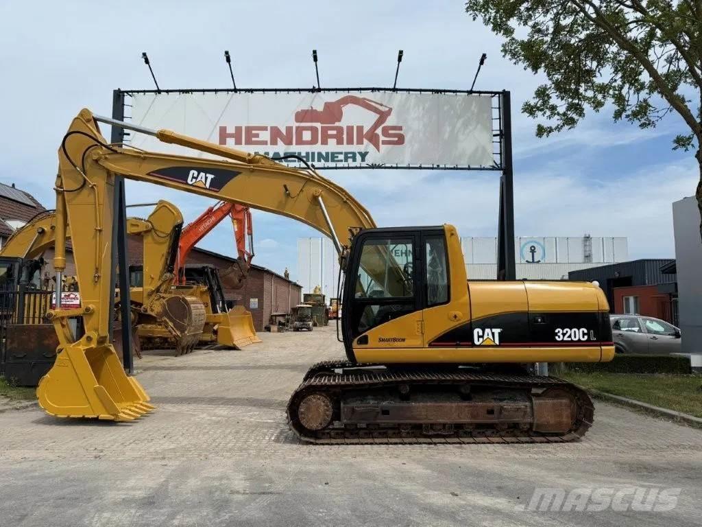 CAT 320CL Гусеничні екскаватори