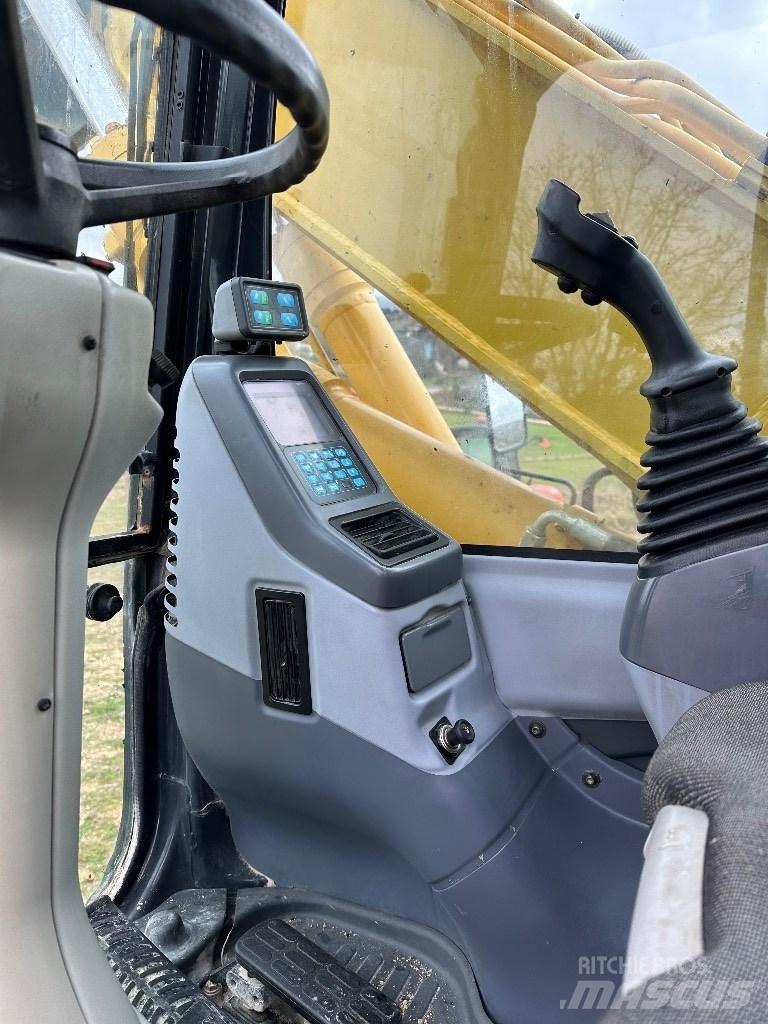 Komatsu PW 160-7E0 Колісні екскаватори