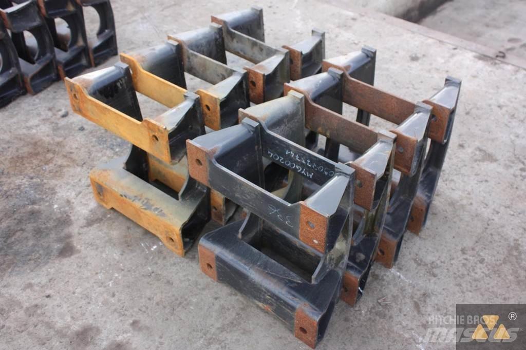 CAT Trackguards Шасі