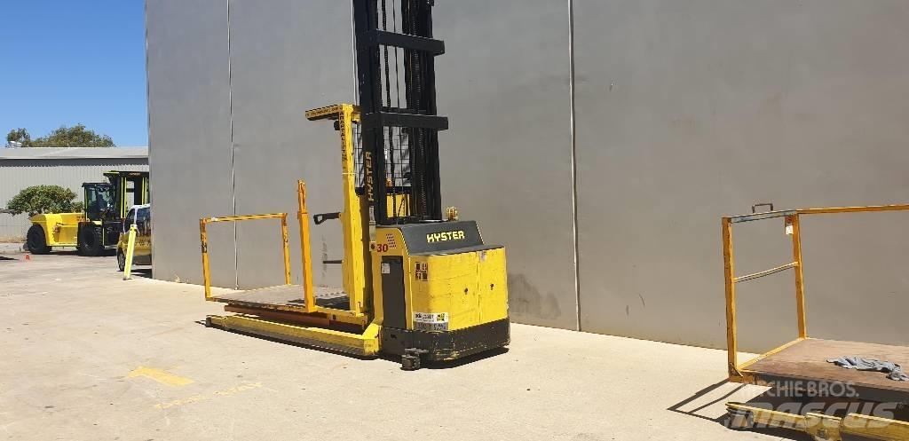 Hyster R30XMF2 Бокові навантажувачі