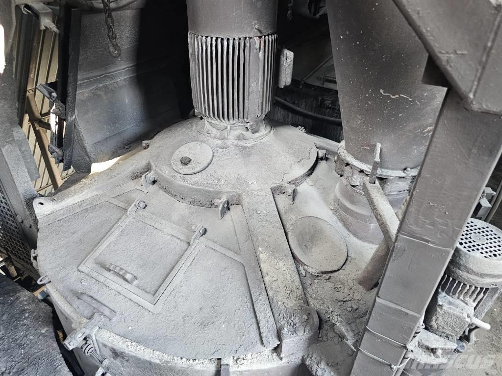 Schlosser SV40 Агрегати для відливання бетонних блоків