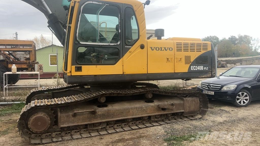 Volvo EC 240 B N LC Гусениці
