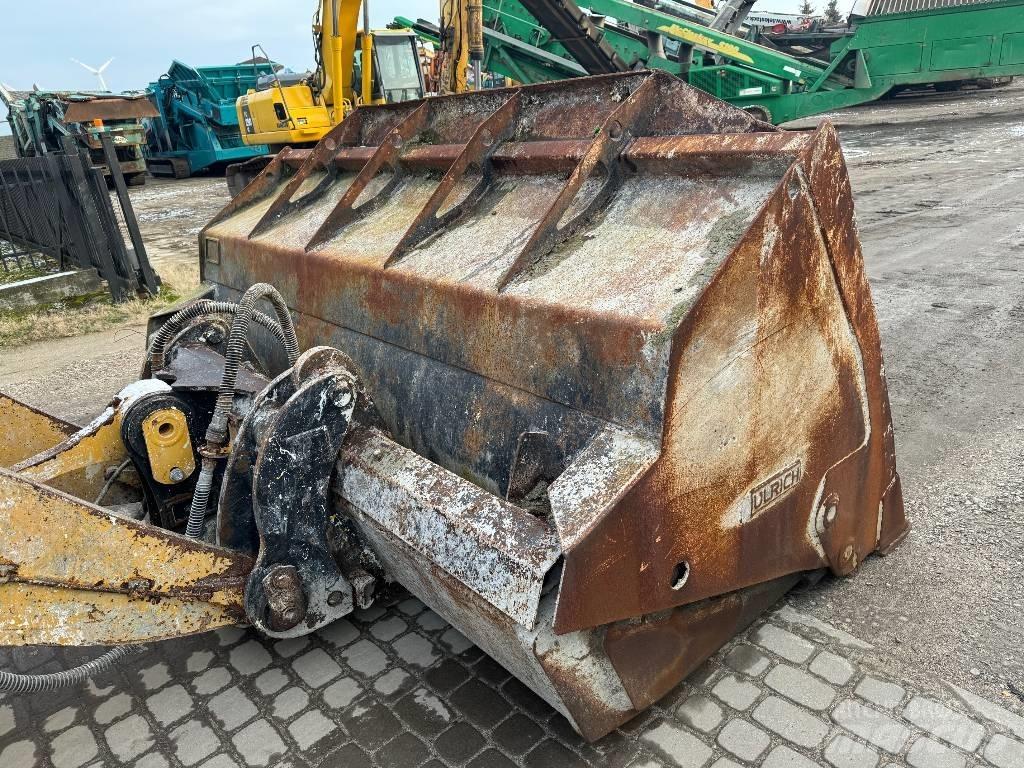 CAT 950M HighLift Фронтальні навантажувачі