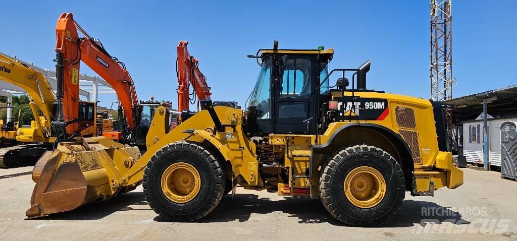 CAT 950 Фронтальні навантажувачі