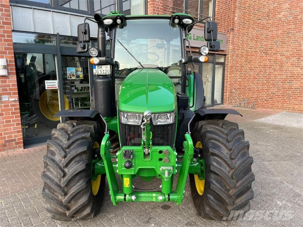 John Deere 5120M Трактори