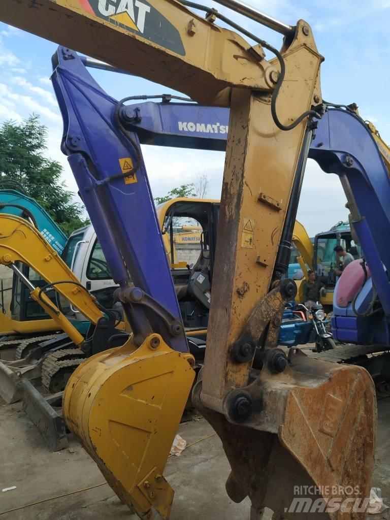 CAT 307D Міні-екскаватори < 7т