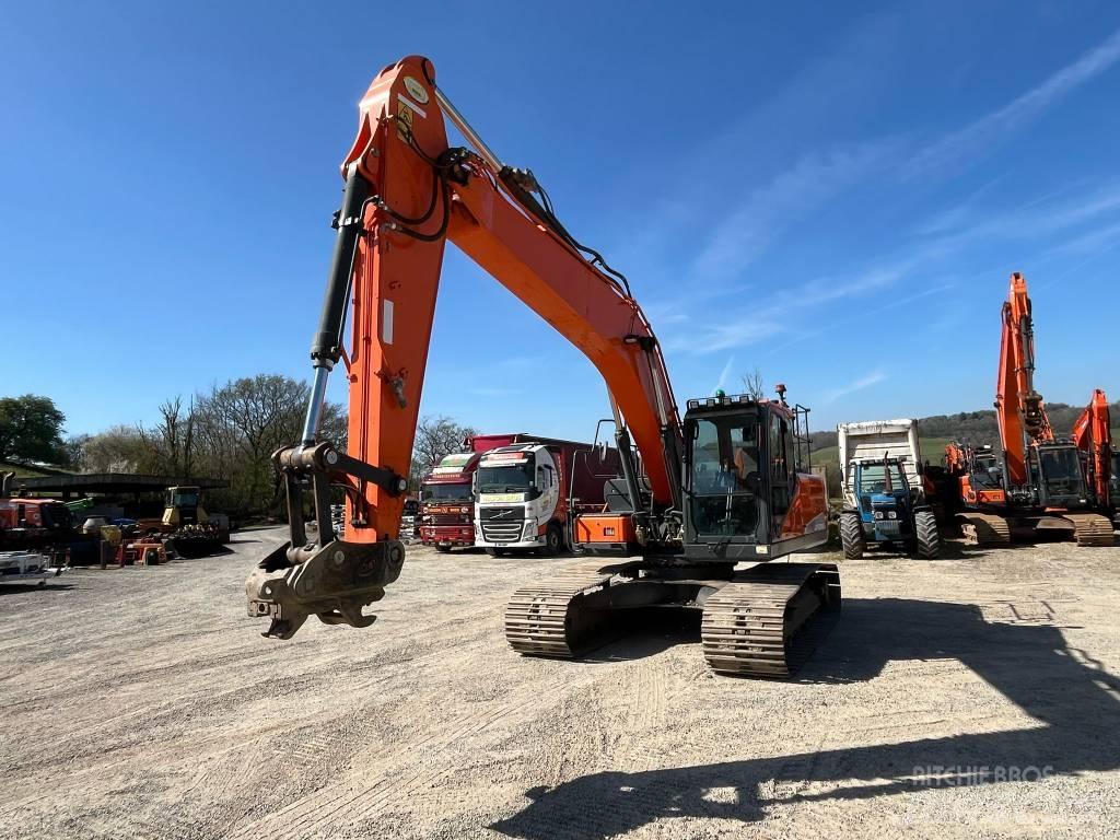 Doosan DX 225 Гусеничні екскаватори