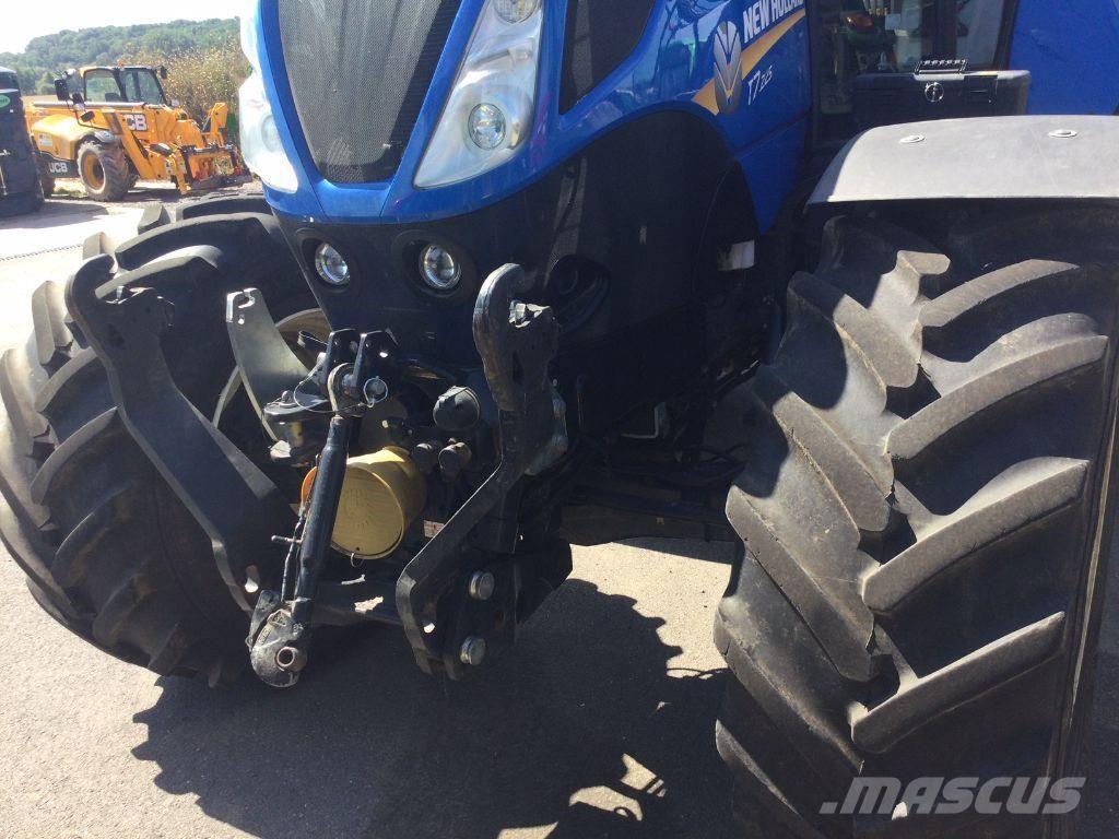New Holland T7.225 Трактори