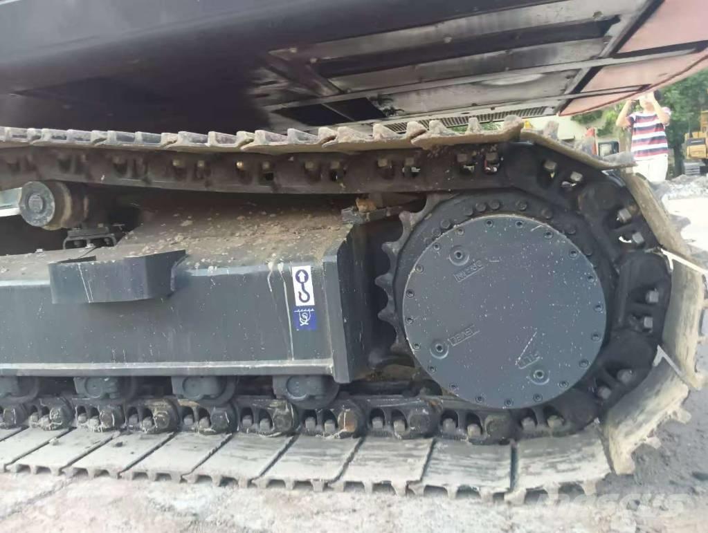 Doosan DX 225 LC-9C Гусеничні екскаватори