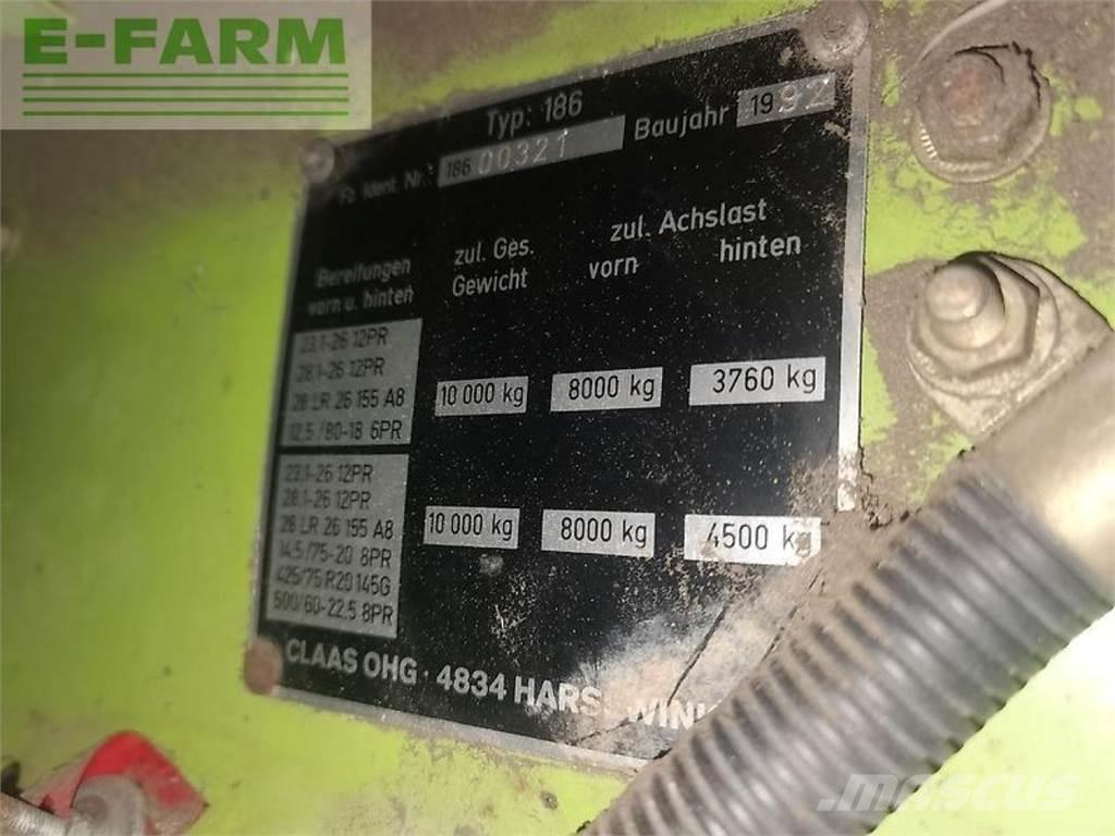 CLAAS jaguar 682s Кормозбиральні комбайни