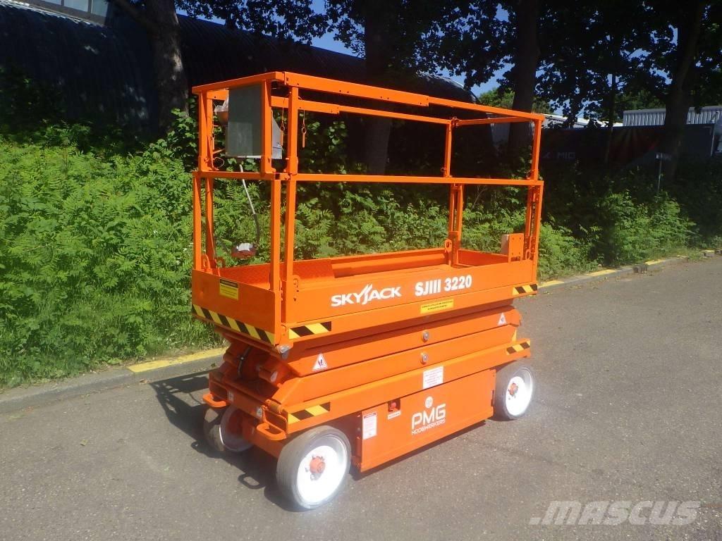 SkyJack SJ3220 Підйомники-ножиці