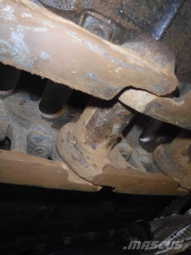 Hitachi ZX 210 LC-7 Гусеничні екскаватори