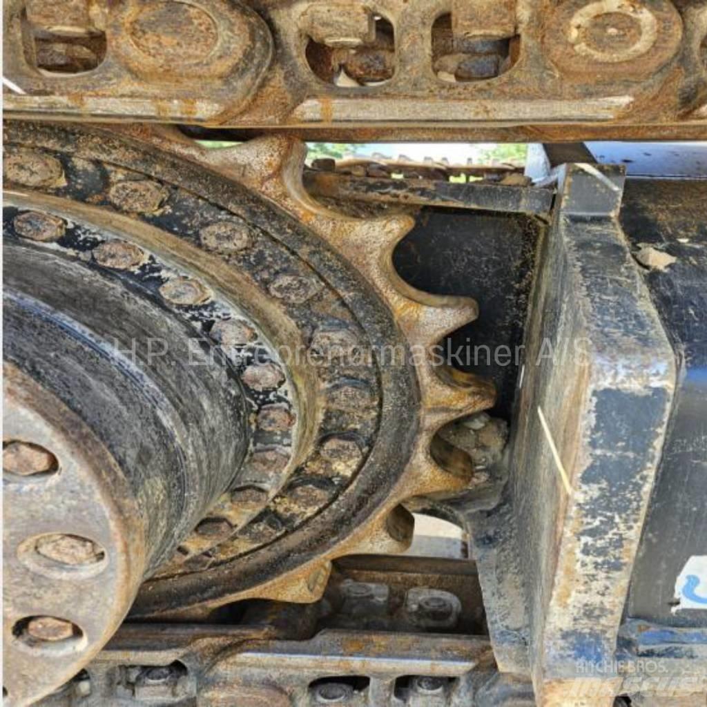 Hitachi ZX300LC-7 Гусеничні екскаватори